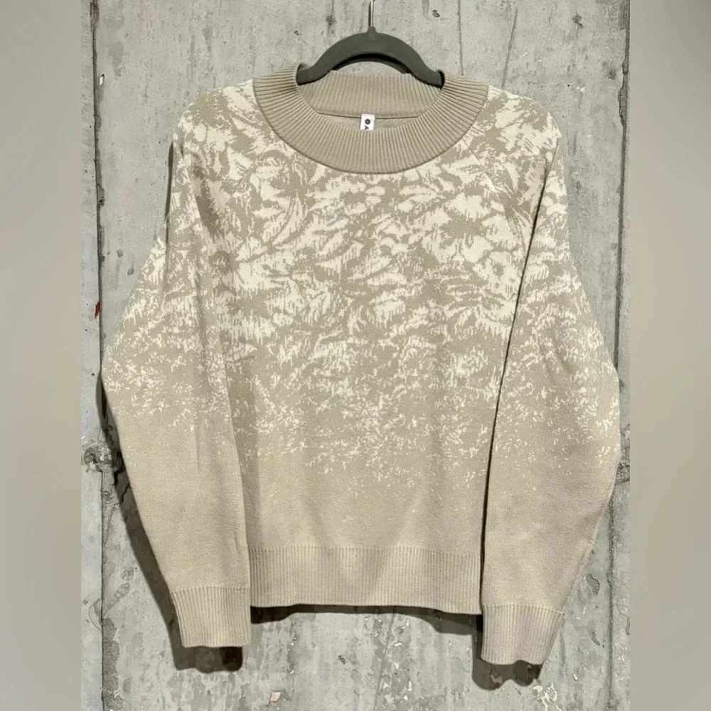 Athleta Jacquard Merino Wool Crew Sweater Size Small